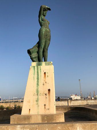 Monumento A Gades